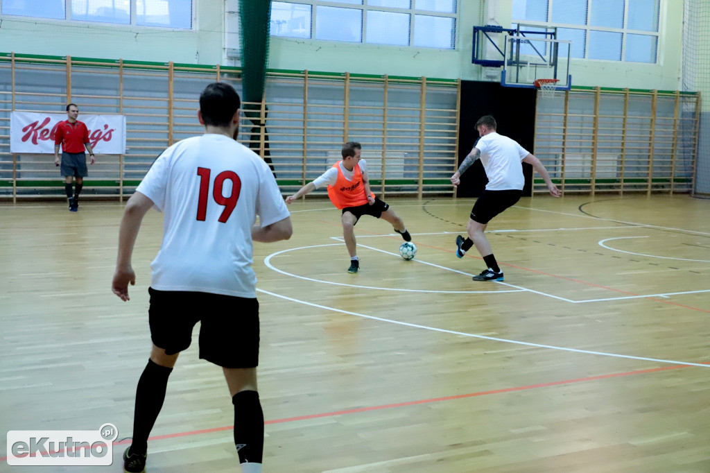 Halowa piłka nożna II Liga