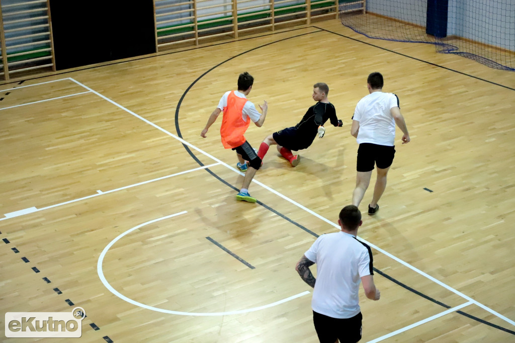 Halowa piłka nożna II Liga