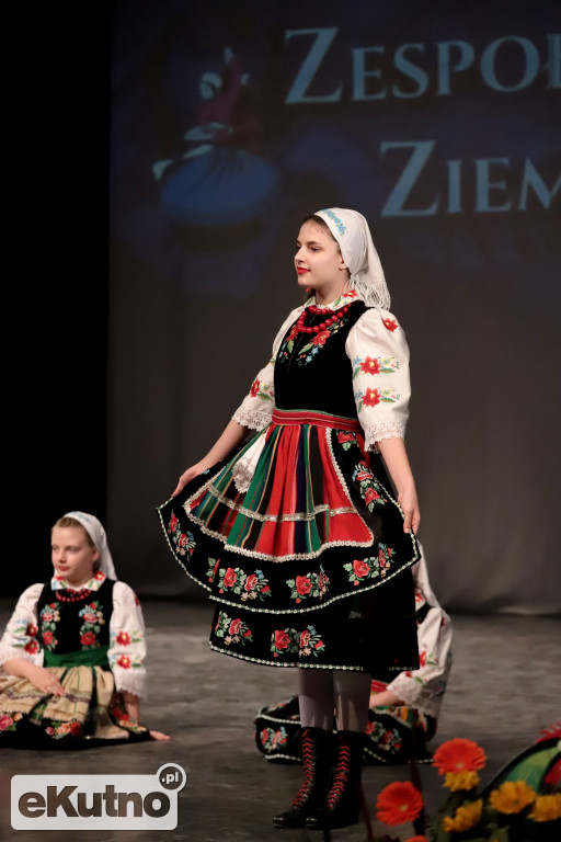 50-lecie ZPiTZK występ młodzieży