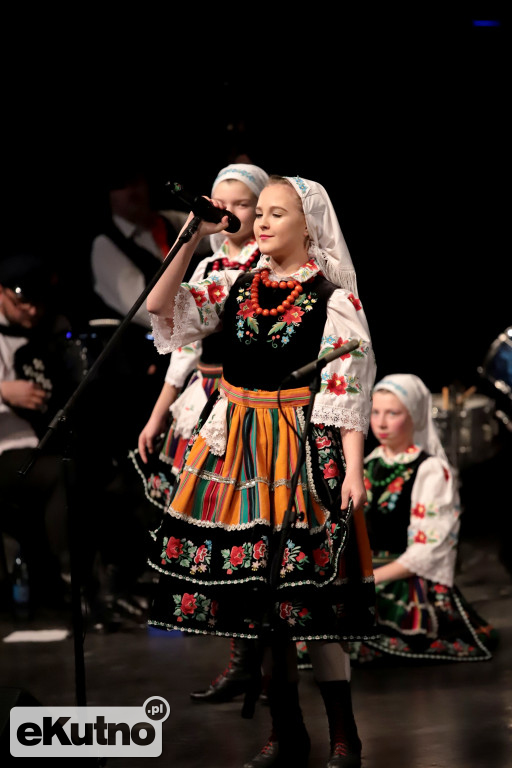 50-lecie ZPiTZK występ młodzieży