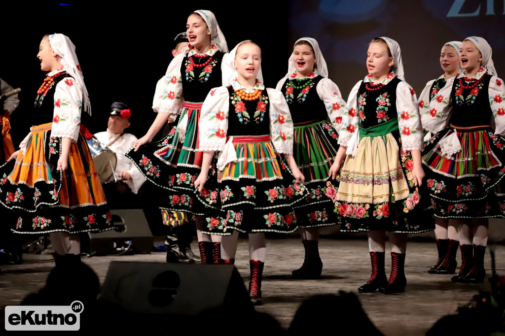 50-lecie ZPiTZK występ młodzieży