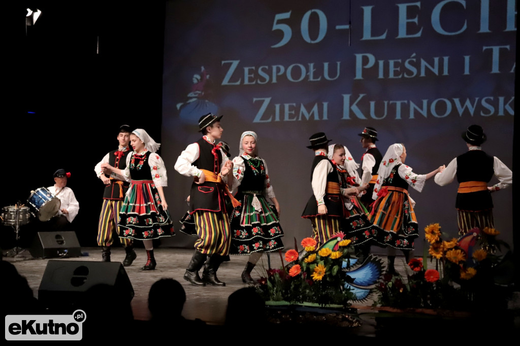 50-lecie ZPiTZK występ młodzieży