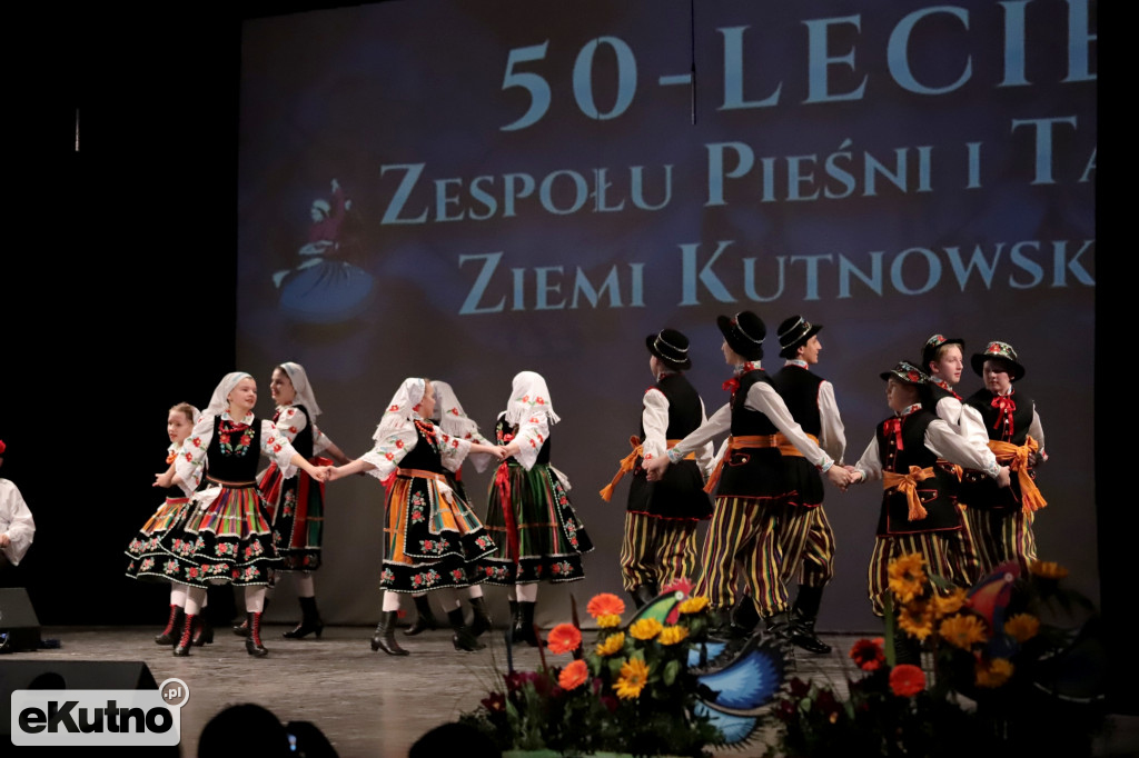 50-lecie ZPiTZK występ młodzieży