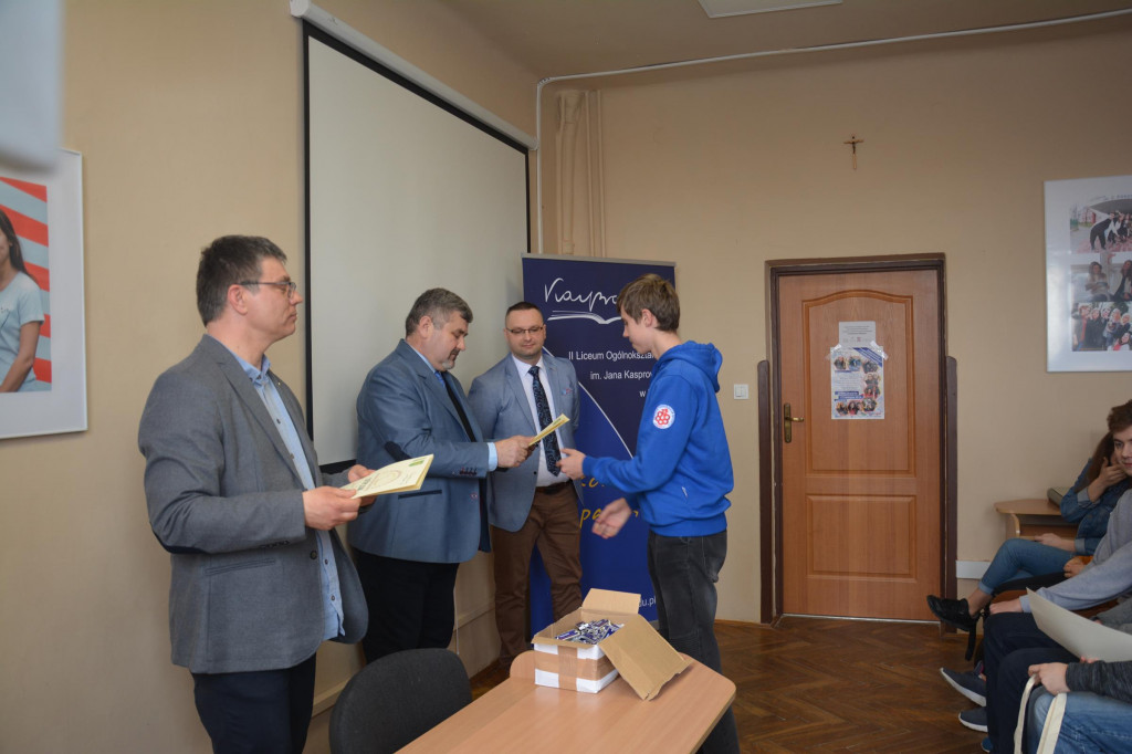 Konkurs przyrodniczy i konkurs matematyczny w Kasprowiczu