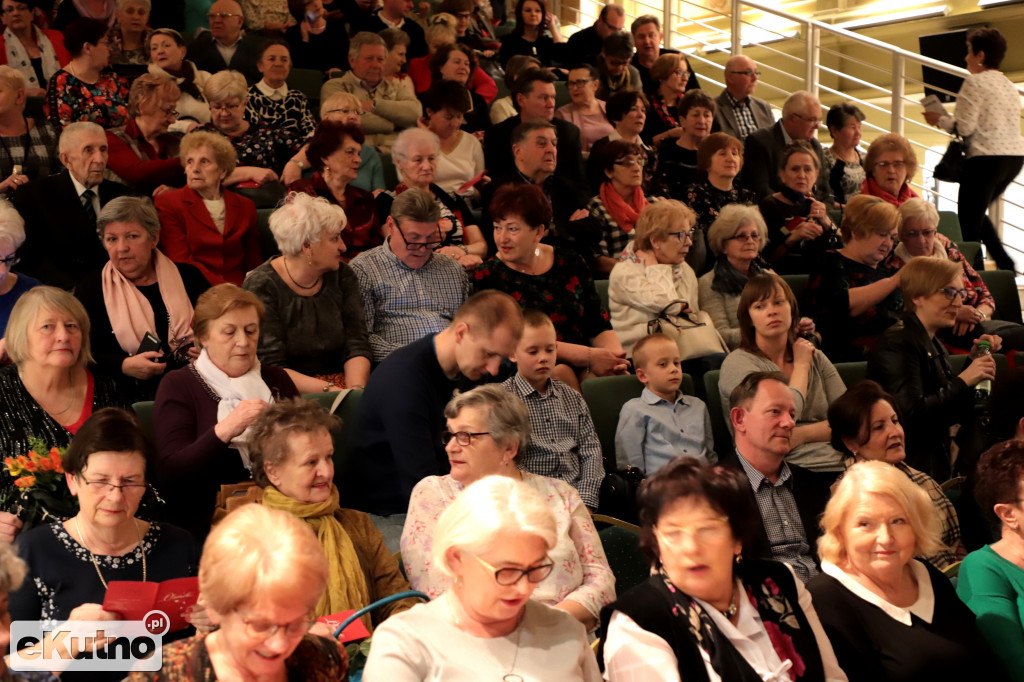Ożenek wg Teatru SUTW