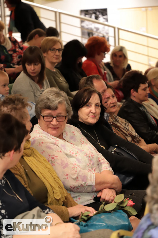 Ożenek wg Teatru SUTW