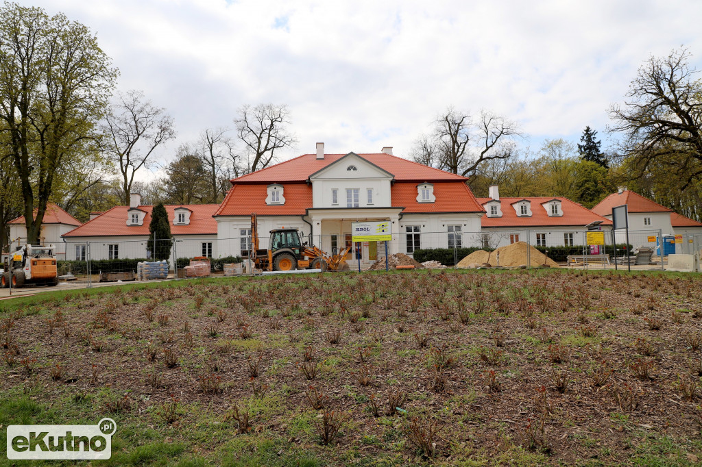 Szkoła Muzyczna pięknieje
