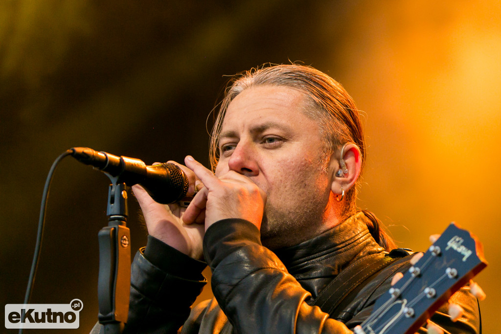 Sebastian Riedel & Cree