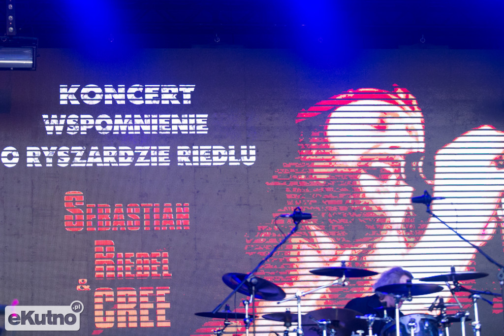 Sebastian Riedel & Cree