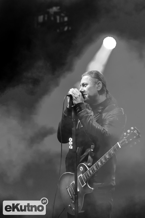 Sebastian Riedel & Cree