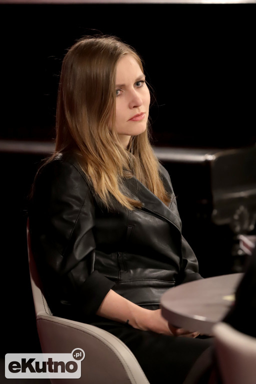 Dorota Masłowska w bibliotece