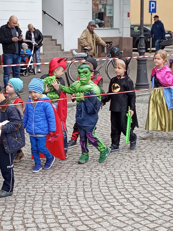 Kolorowa fantastyczna parada