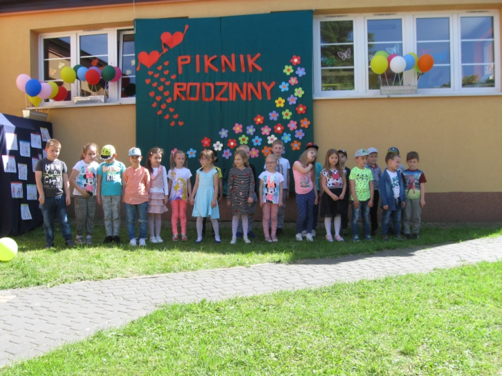 Piknik rodzinny w Stokrotce