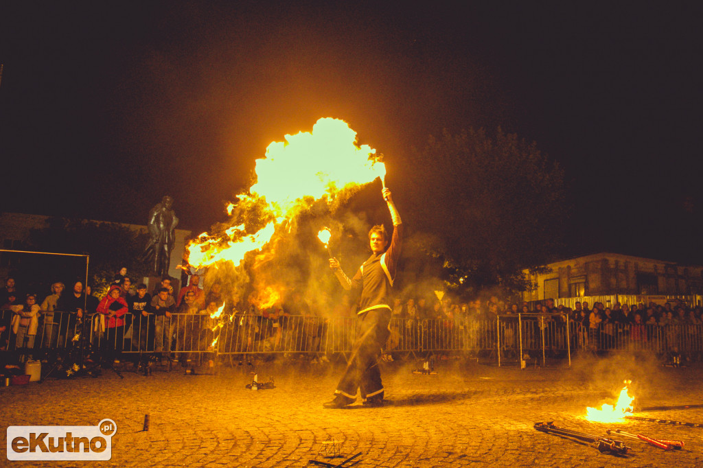 X Fireproof rozpoczęty