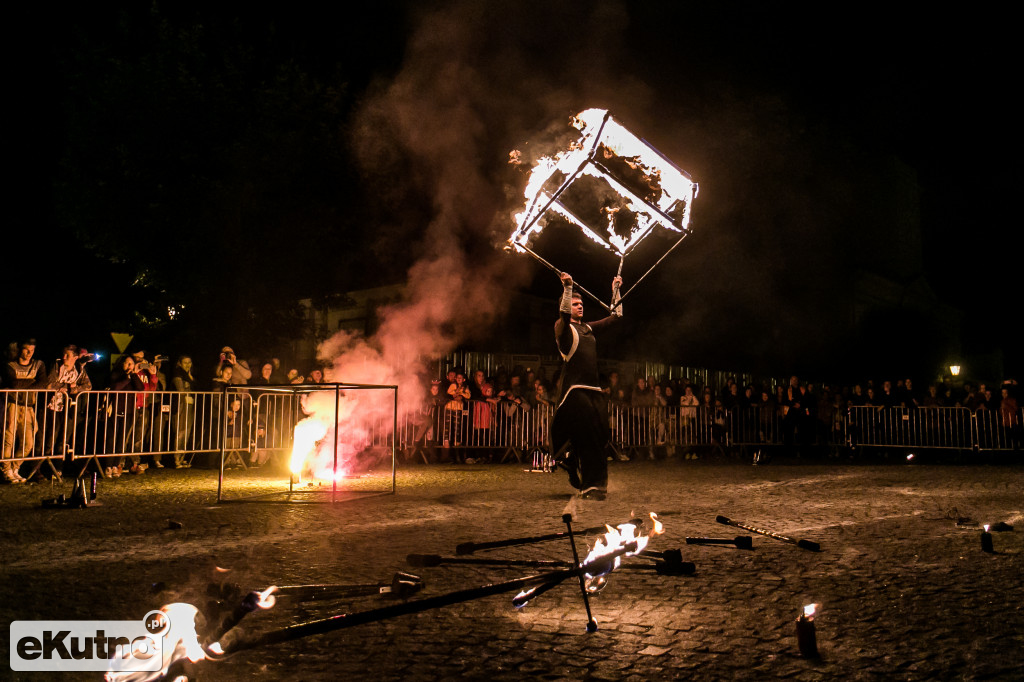 X Fireproof rozpoczęty