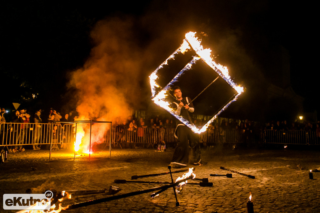 X Fireproof rozpoczęty