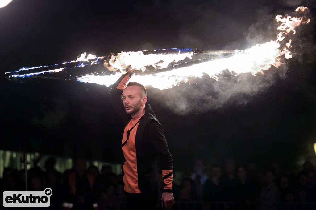 X Fireproof rozpoczęty