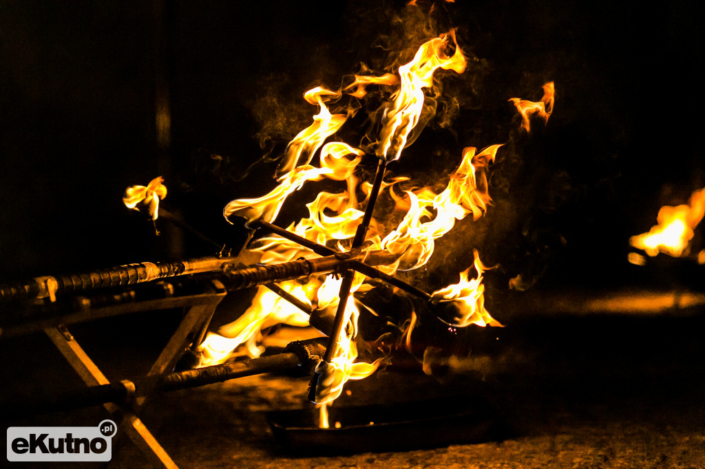 X Fireproof rozpoczęty