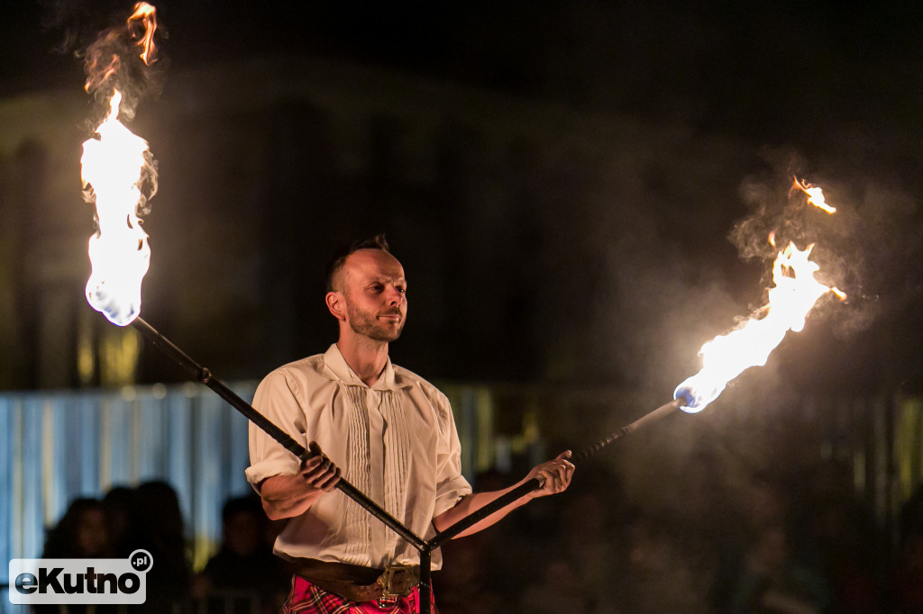 X Fireproof rozpoczęty