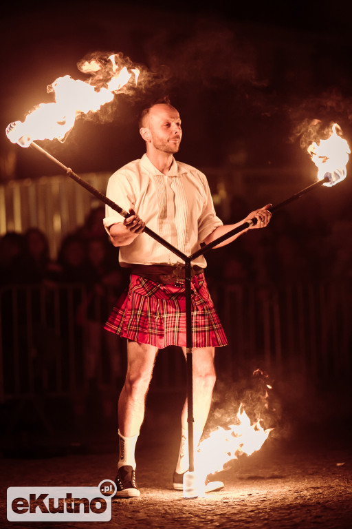 X Fireproof rozpoczęty
