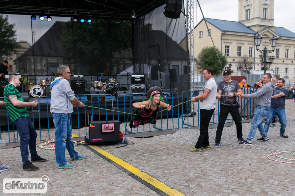 Niesamowity II dzień Fireproof 2019