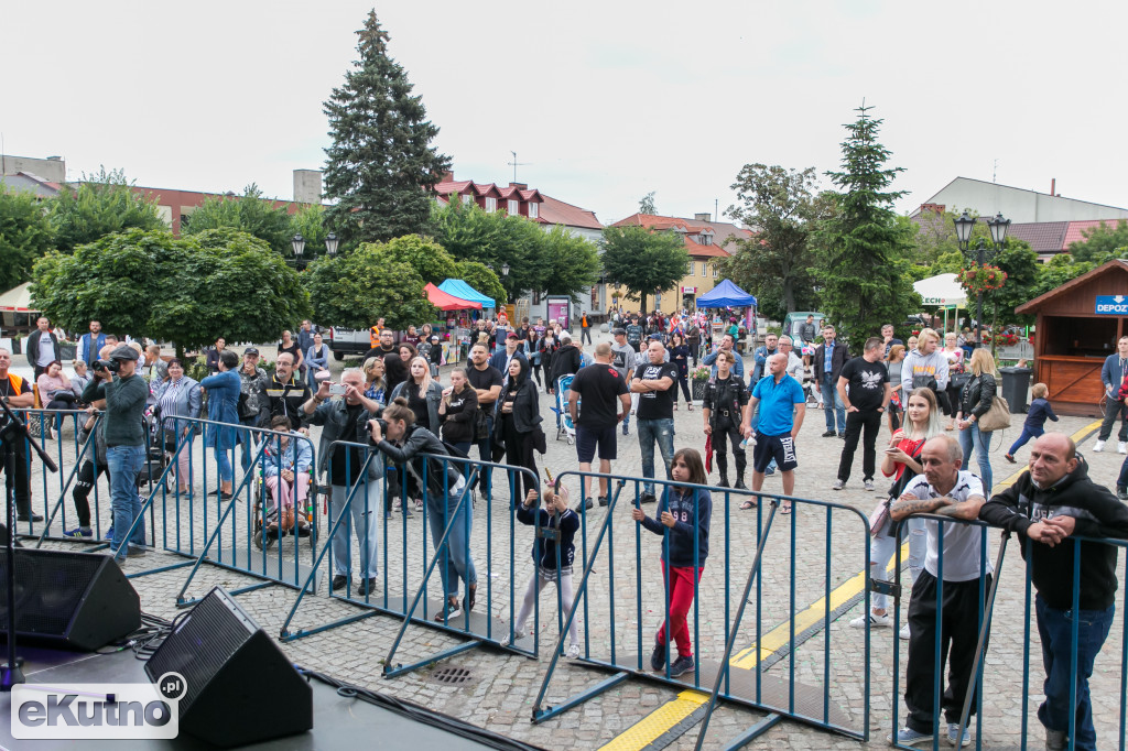 Niesamowity II dzień Fireproof 2019