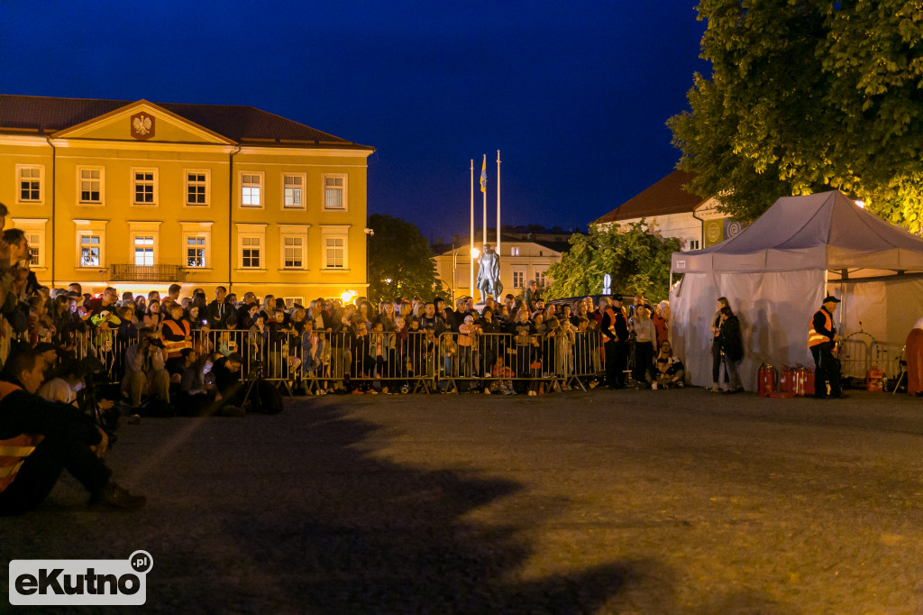 Niesamowity II dzień Fireproof 2019