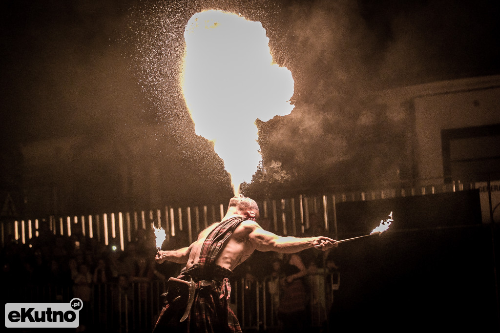 Niesamowity II dzień Fireproof 2019