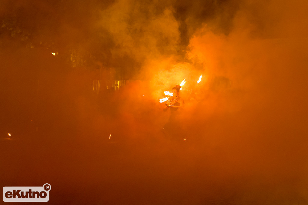 Niesamowity II dzień Fireproof 2019