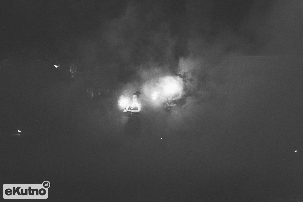Niesamowity II dzień Fireproof 2019