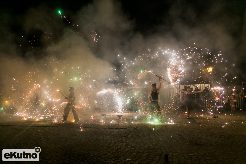 Niesamowity II dzień Fireproof 2019