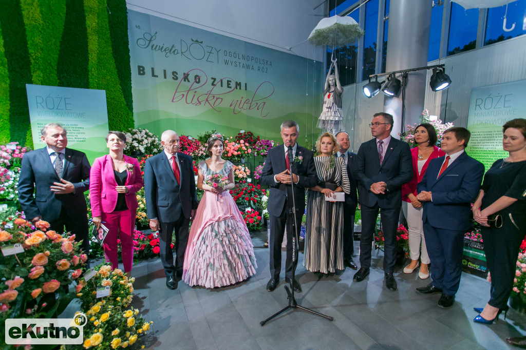 Blisko ziemi, blisko nieba...