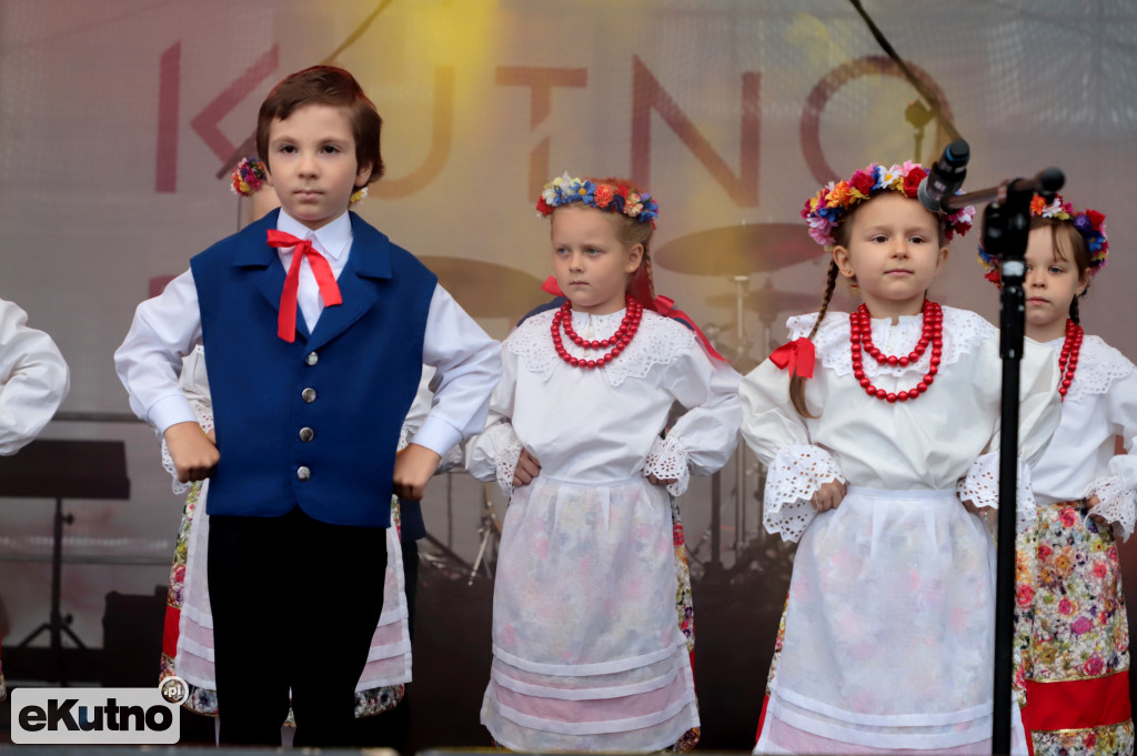 Taniec ludowy podczas ŚR 2019