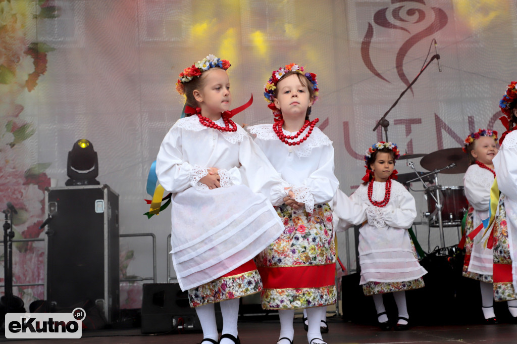 Taniec ludowy podczas ŚR 2019