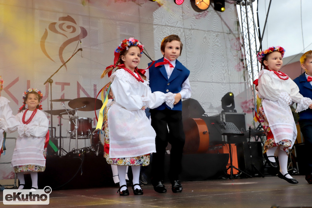 Taniec ludowy podczas ŚR 2019
