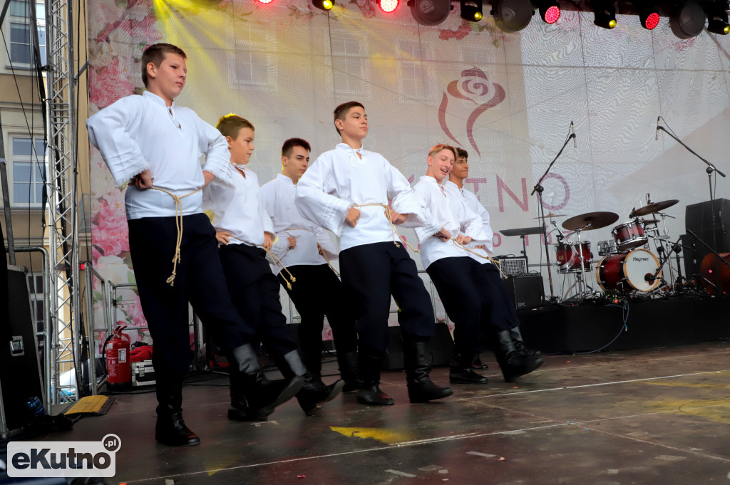 Taniec ludowy podczas ŚR 2019