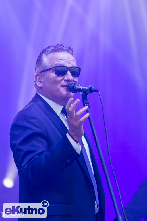 Poparzeni Kawą Trzy porwali publiczność
