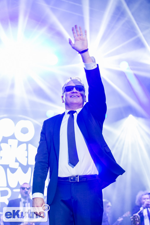 Poparzeni Kawą Trzy porwali publiczność