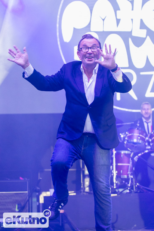Poparzeni Kawą Trzy porwali publiczność
