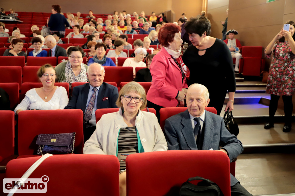Słuchacze na inauguracji UTW