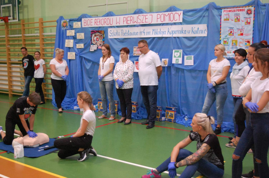 Czwórka biła rekord