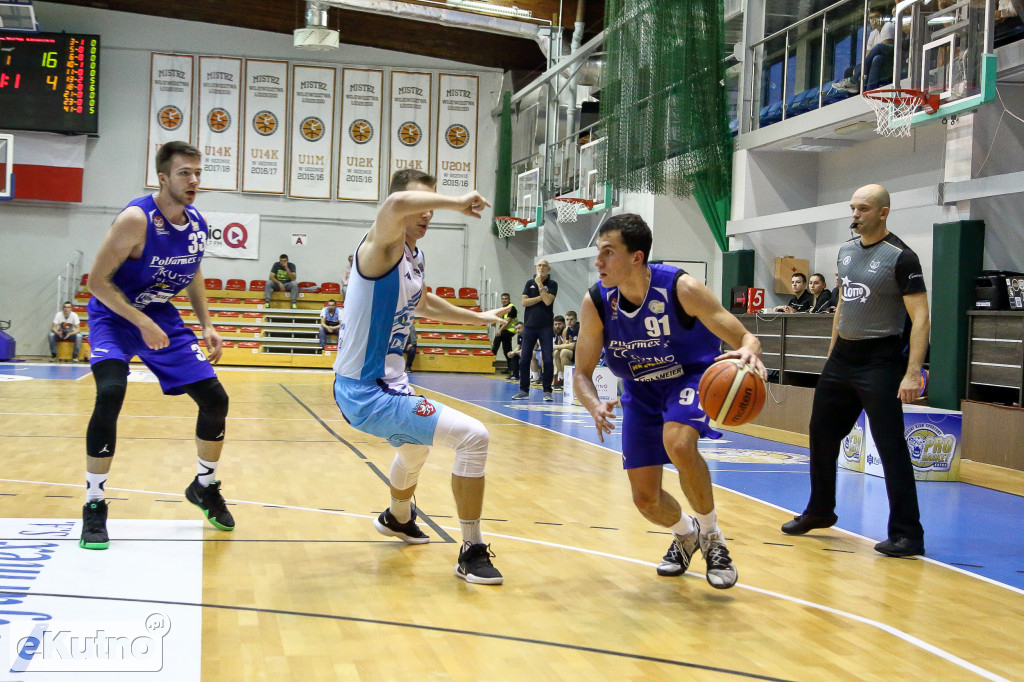 Polfarmex wygrywa 102-67