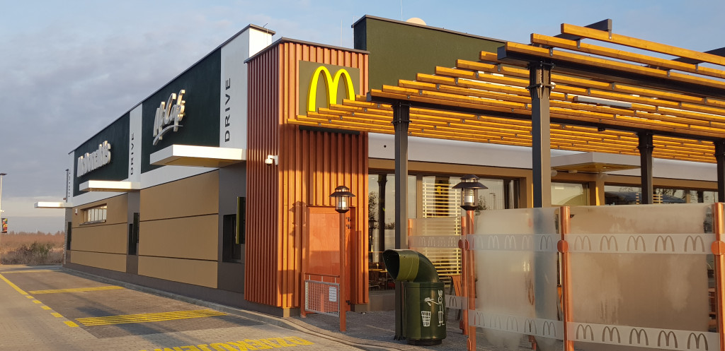 Drugi McDonalds otwarty