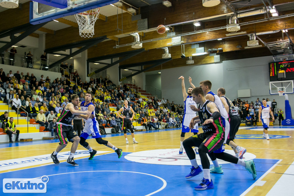 Polfarmex Kutno - Księżak Łowicz 82-91
