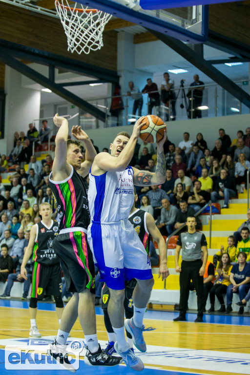 Polfarmex Kutno - Księżak Łowicz 82-91