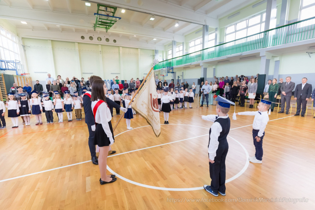 Ślubowanie klas pierwszych w Jedynce