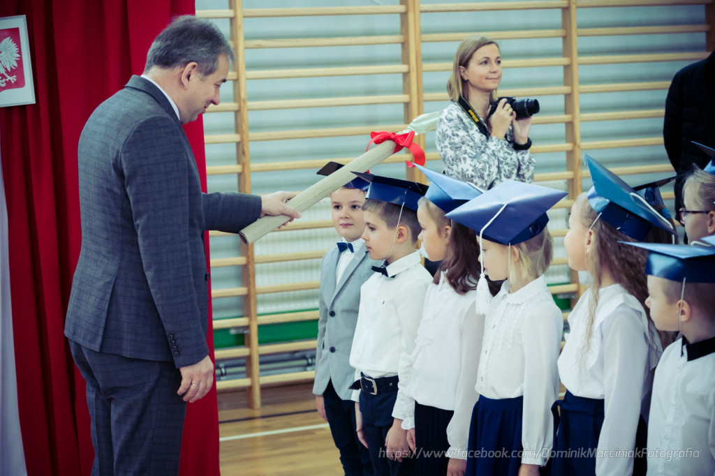 Ślubowanie klas pierwszych w Jedynce