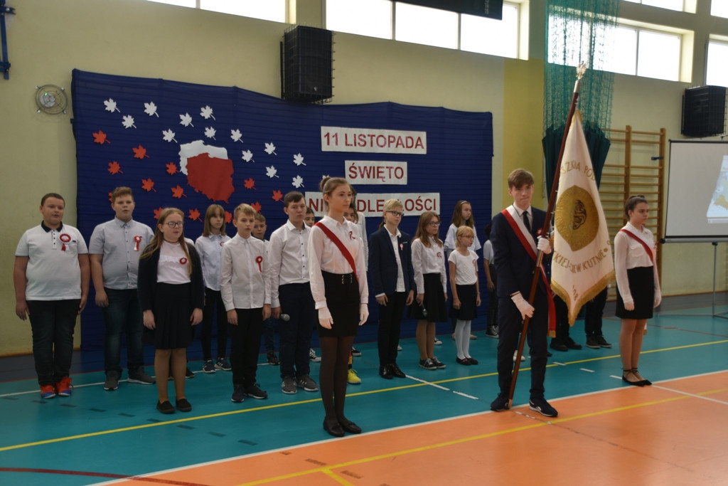 Rocznica odzyskania niepodległości w SP nr 6