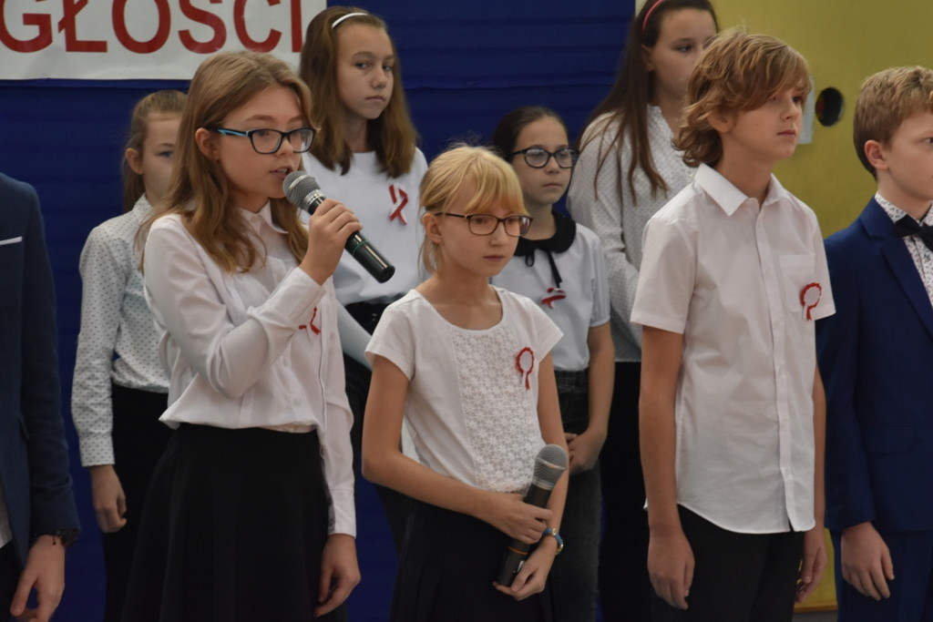 Rocznica odzyskania niepodległości w SP nr 6