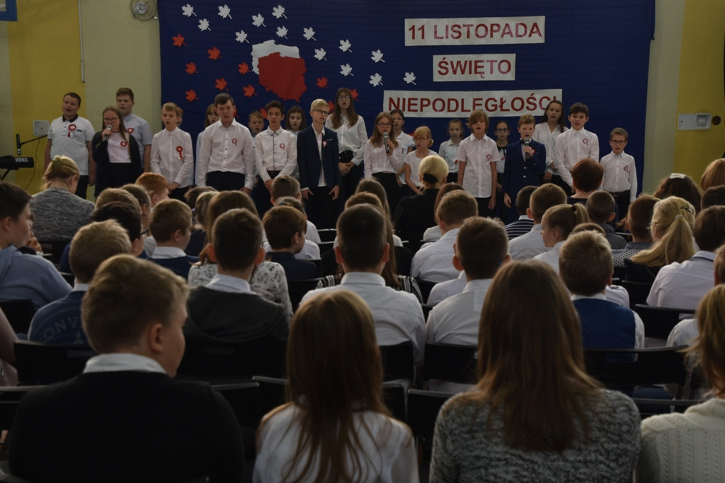 Rocznica odzyskania niepodległości w SP nr 6